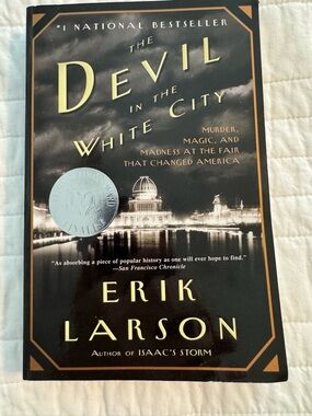 "The Devil in the White City" Paperback